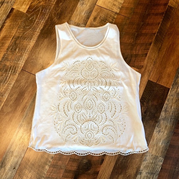 J CREW Ivory Eyelet Embroidered Tank - Picture 2 of 6